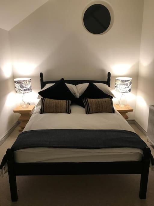 The Log Store Holiday home Brereton